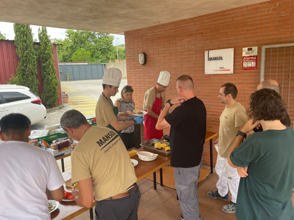 Hamburgureses i frankfurts al CET Mansol Projectes